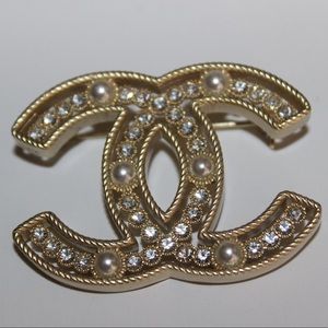 Chanel CC Brooch